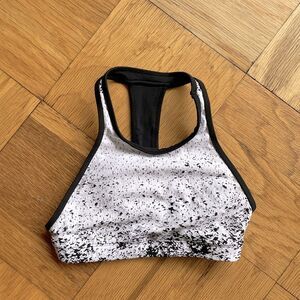 Koral $100 black/white woven high neck racerback sports bra XS EUC